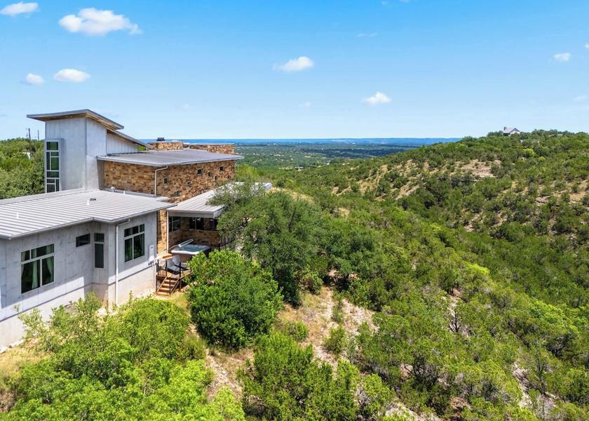 Texas Dripping Springs Interior
