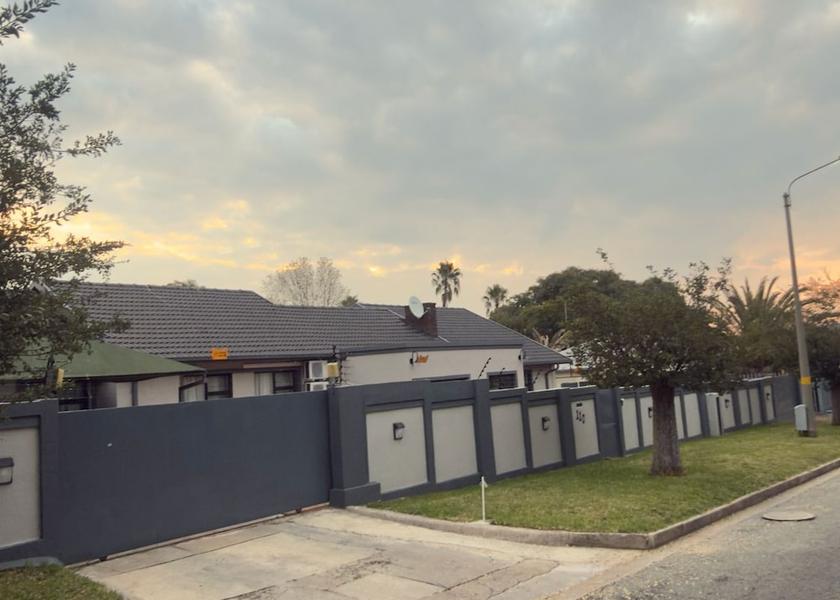 Gauteng Edenvale Front of property
