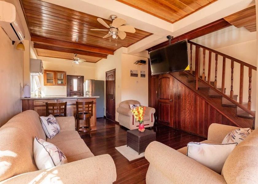  Gros Islet Living area