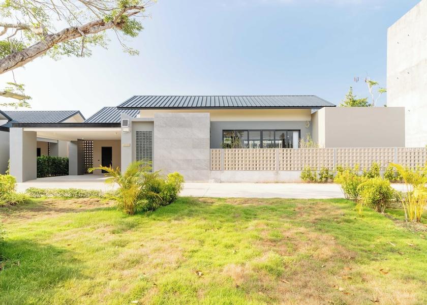 Phuket Province Si Sunthon Exterior