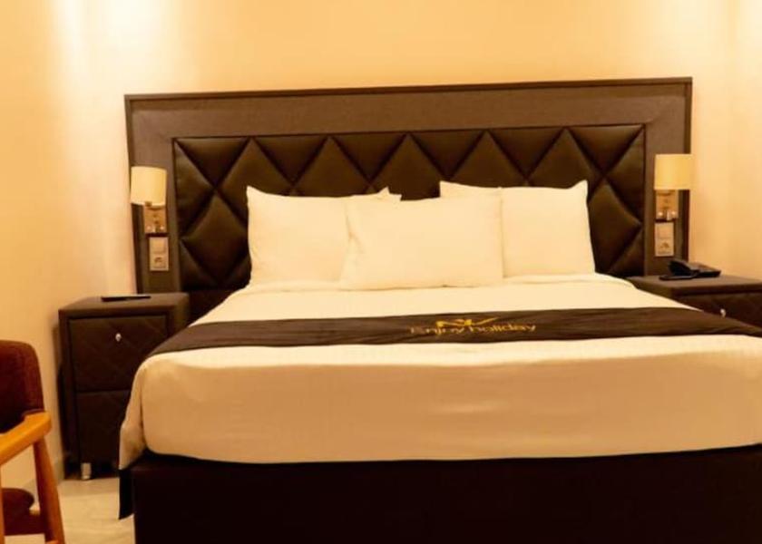  Kigali Room
