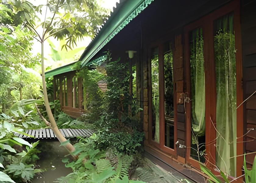 Mae Hong Son Province Mae Sariang Exterior view
