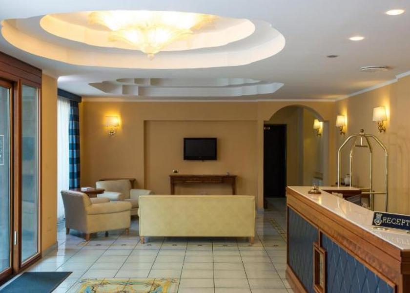 Campania Nocera Superiore Shared lounge/TV area