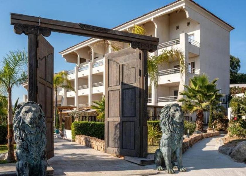 Corsica Grosseto-Prugna Exterior view