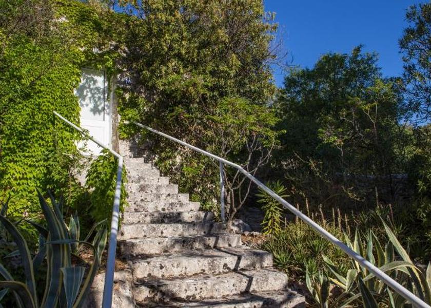 Puglia Castro Garden