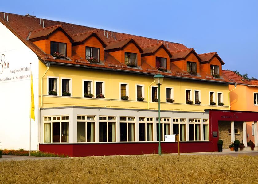 Saxony-Anhalt Oranienbaum-Wörlitz Exterior view