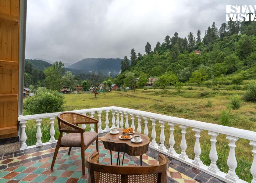 Jammu and Kashmir Gulmarg Balcony/terrace