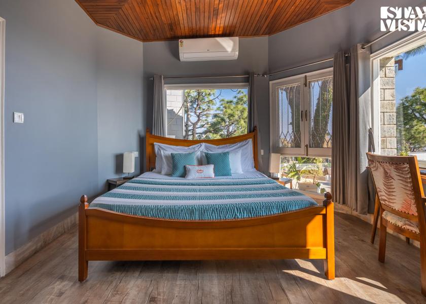 Himachal Pradesh Barog Bedroom