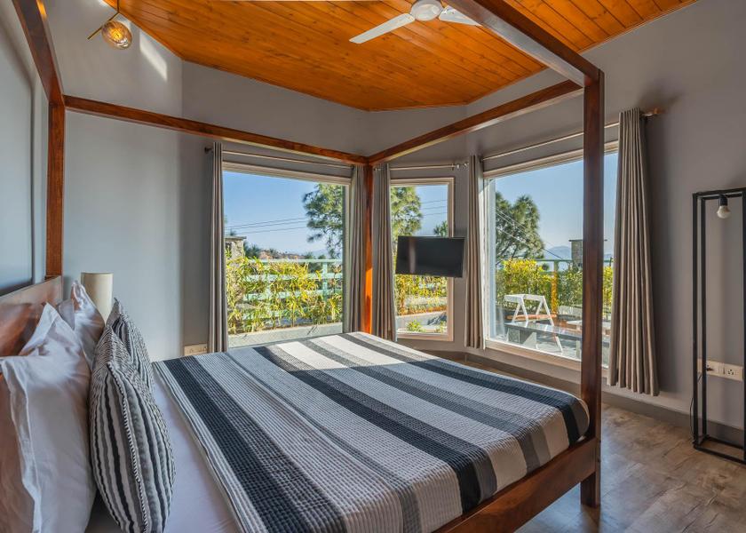 Himachal Pradesh Barog Bedroom