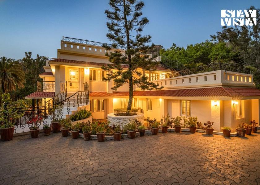 Rajasthan Mount Abu Exterior view