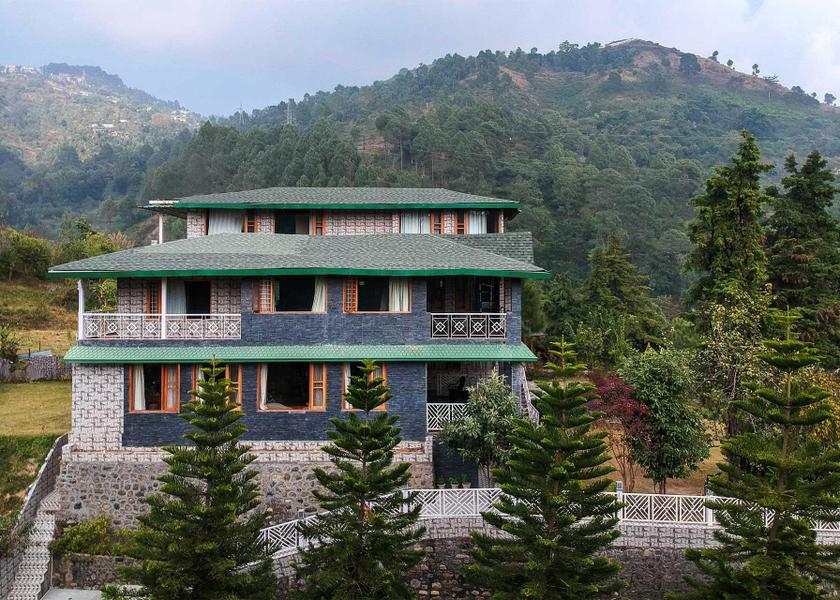 Uttarakhand Bhimtal Exterior view