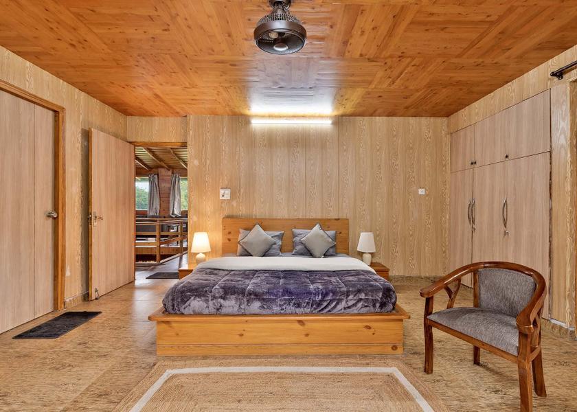 Uttarakhand Bhimtal Bedroom