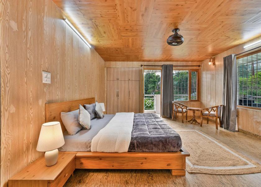 Uttarakhand Bhimtal Bedroom