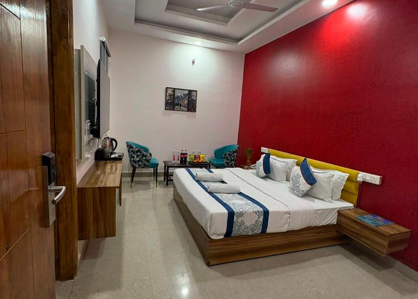 Uttar Pradesh Noida Deluxe Room