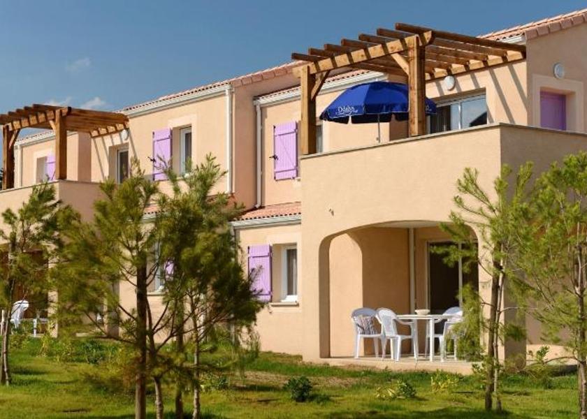 Provence-Alpes-Côte d'Azur Paradou Exterior view