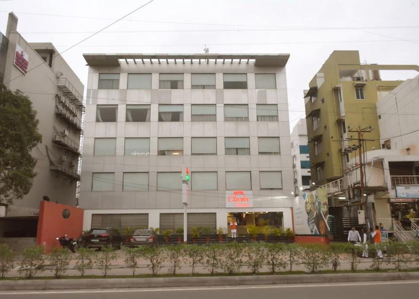 Gujarat Vadodara Front of property