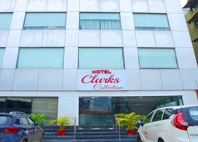 Gujarat Vadodara Hotel Exterior