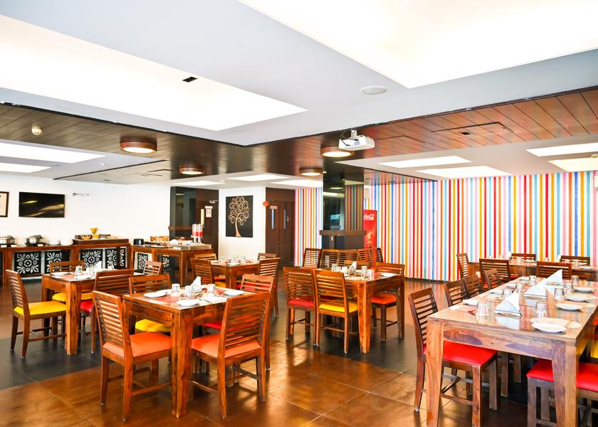 Gujarat Vadodara Food & Dining