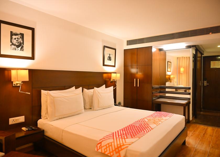 Gujarat Vadodara Luxe King Room