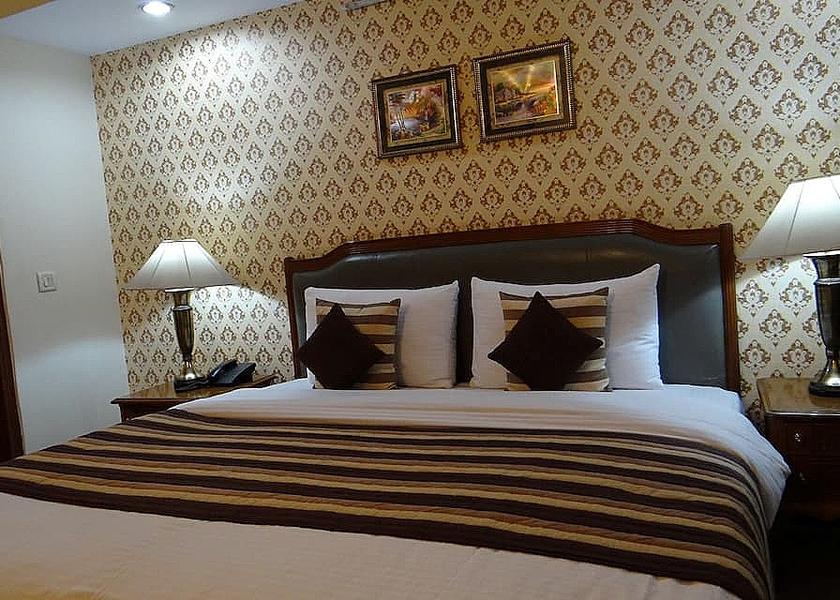 Uttar Pradesh Noida Executive Room