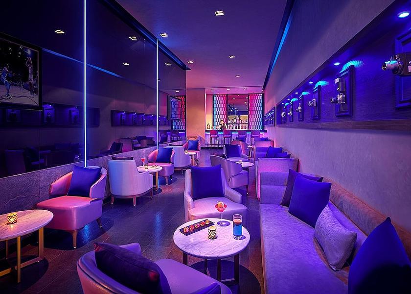 West Bengal Kolkata Bar (on property)