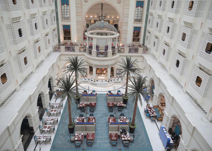 Maharashtra Mumbai Breakfast area