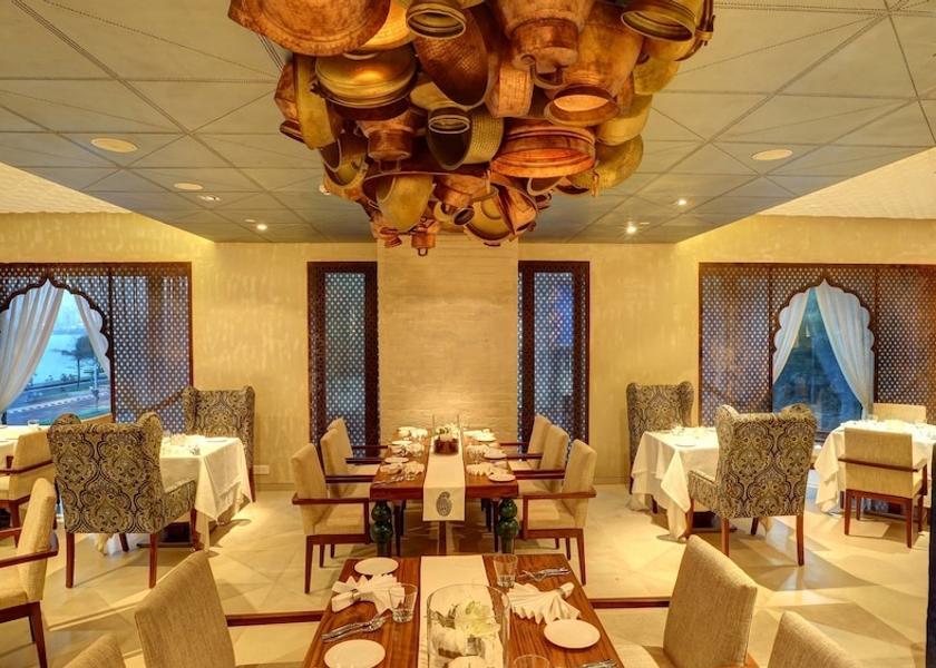 Maharashtra Mumbai Food & Dining