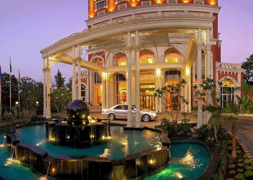 Maharashtra Mumbai Exterior Detail