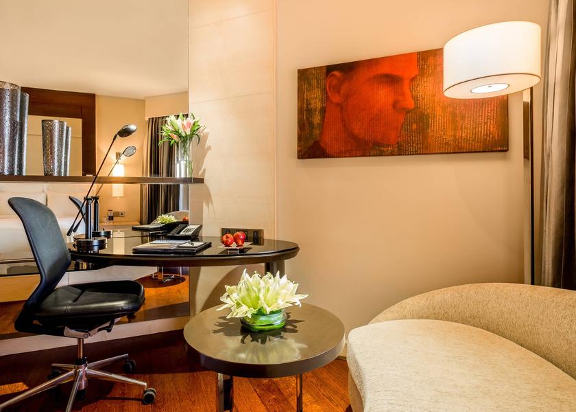 Guest Room, Executive Lounge Access