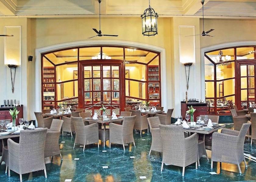 Delhi Delhi Food & Dining