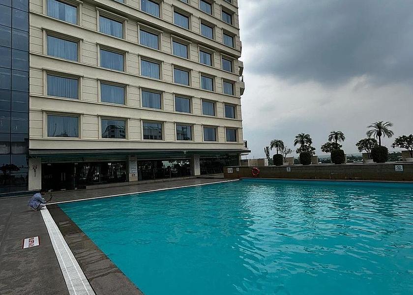 Delhi Delhi Pool