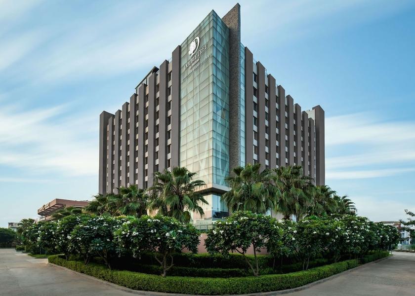 Haryana Gurugram Hotel Exterior