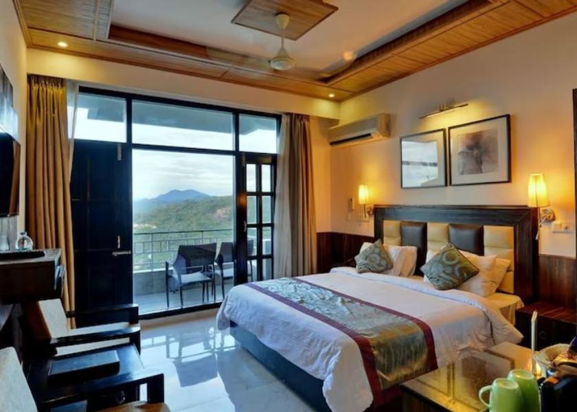 Himachal Pradesh Kasauli Room