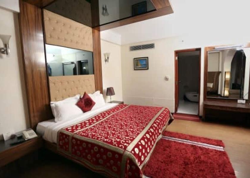 Punjab Patiala Suite
