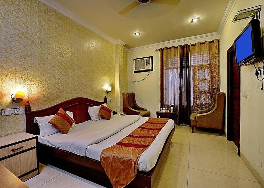 Haryana Chandigarh Deluxe Room