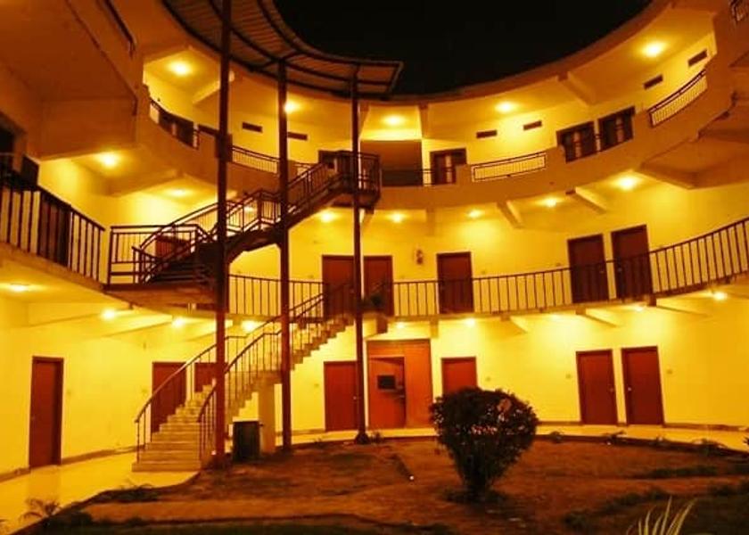 Uttar Pradesh Gorakhpur hotel attrium