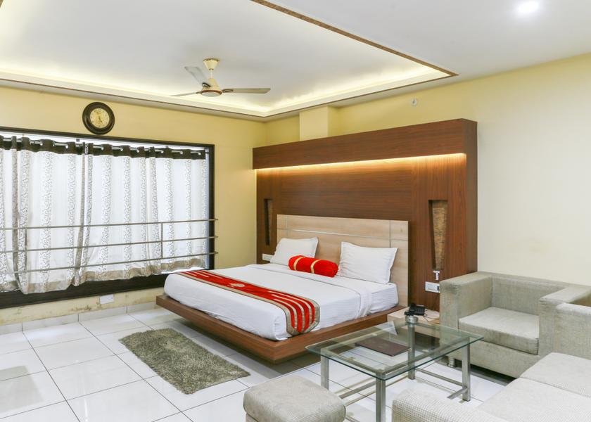 Uttar Pradesh Jhansi Ac Executive Room