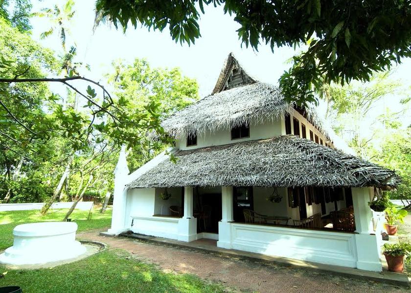 Kerala Alleppey Hotel Exterior