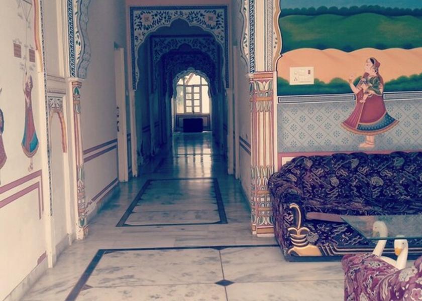 Rajasthan Jhunjhunun Interior Entrance