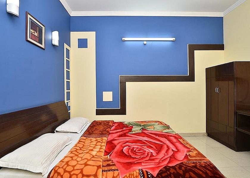 Uttarakhand Dehradun Room