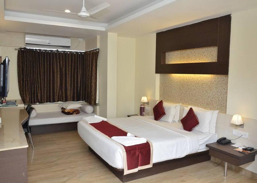 Karnataka Belagavi Deluxe Suite Room