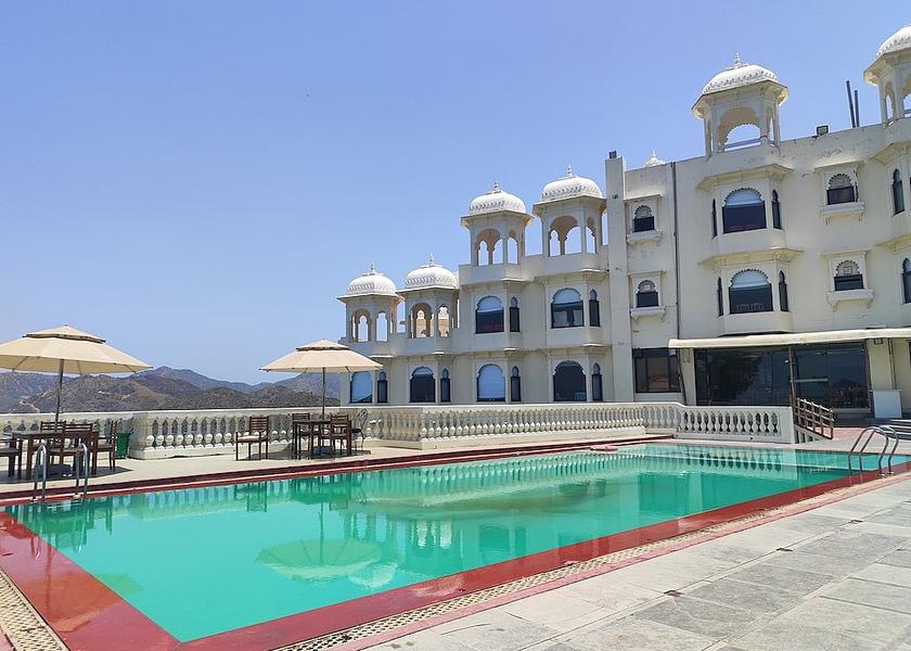 Rajasthan Udaipur Pool