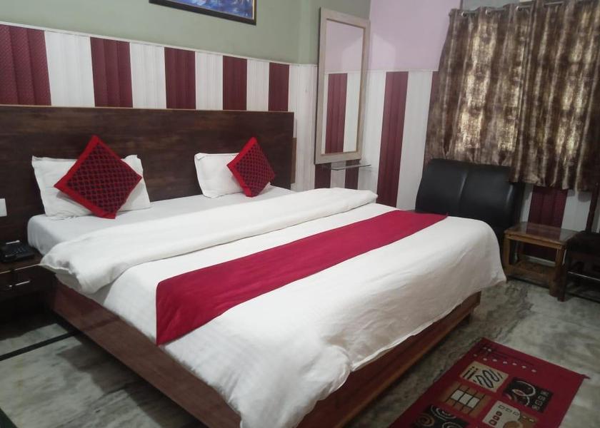 Uttarakhand Roorkee Super Deluxe Room