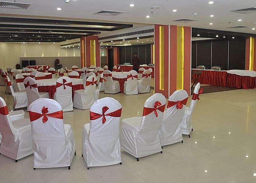 Uttar Pradesh Prayagraj Food & Dining