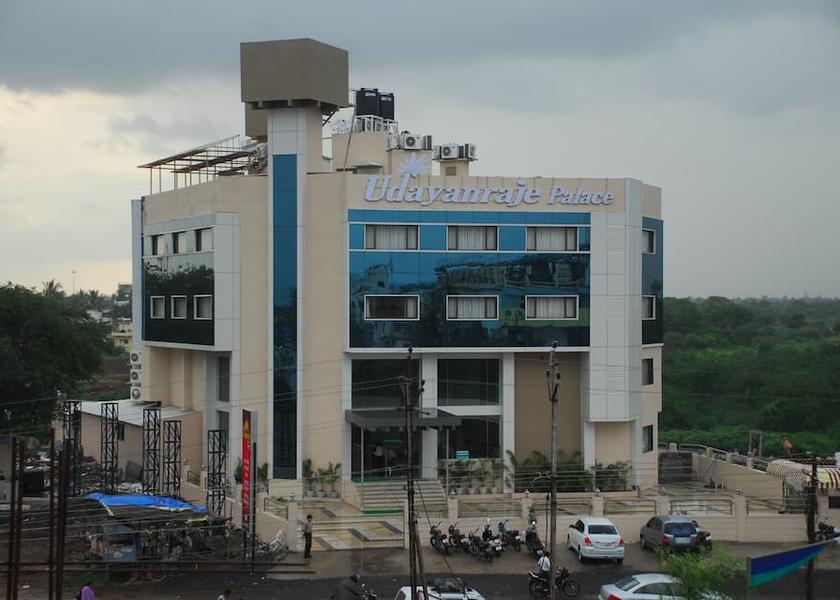 Maharashtra Ahmednagar Hotel Exterior