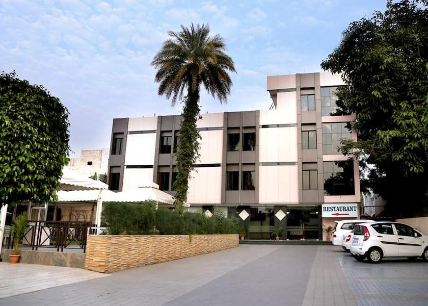 Madhya Pradesh Dewas hotel b