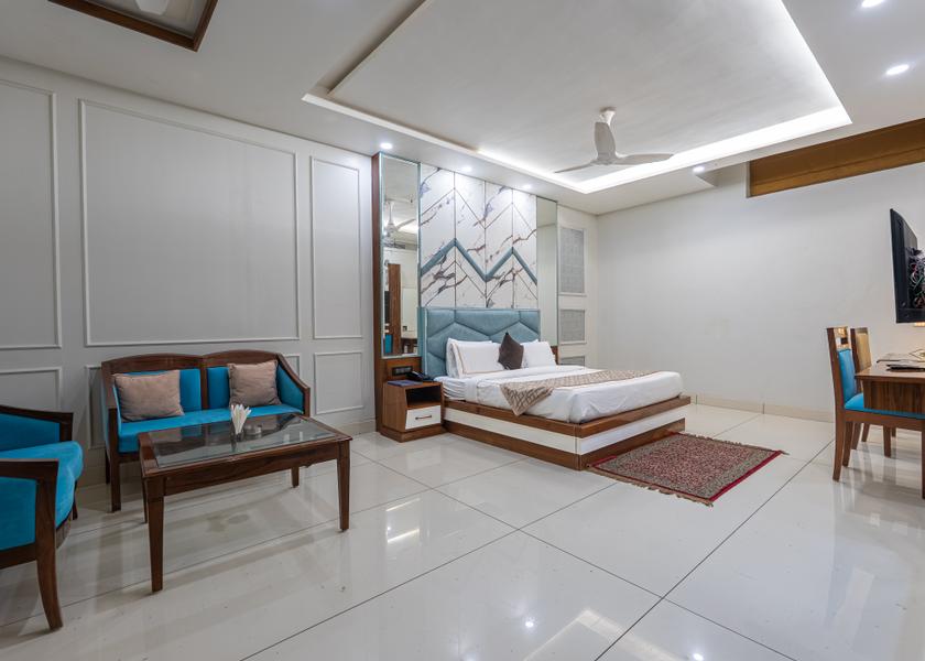 Haryana Karnal Club Luxuria
