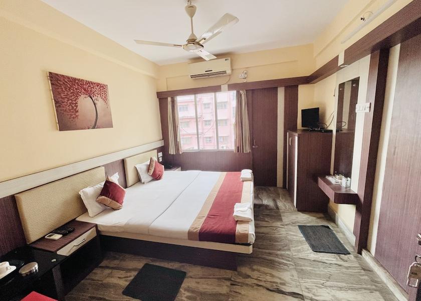 West Bengal Bolpur Deluxe AC Double Bed Room