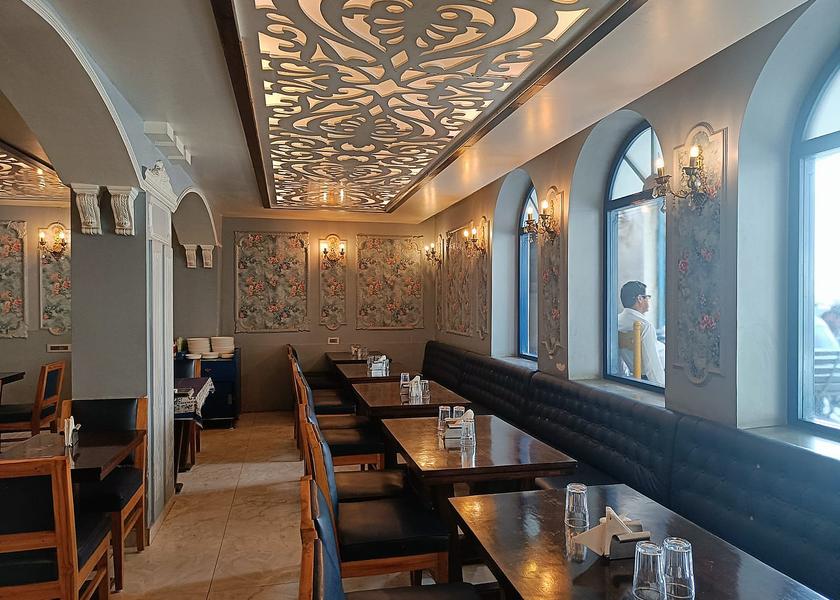 Uttar Pradesh Agra Food & Dining