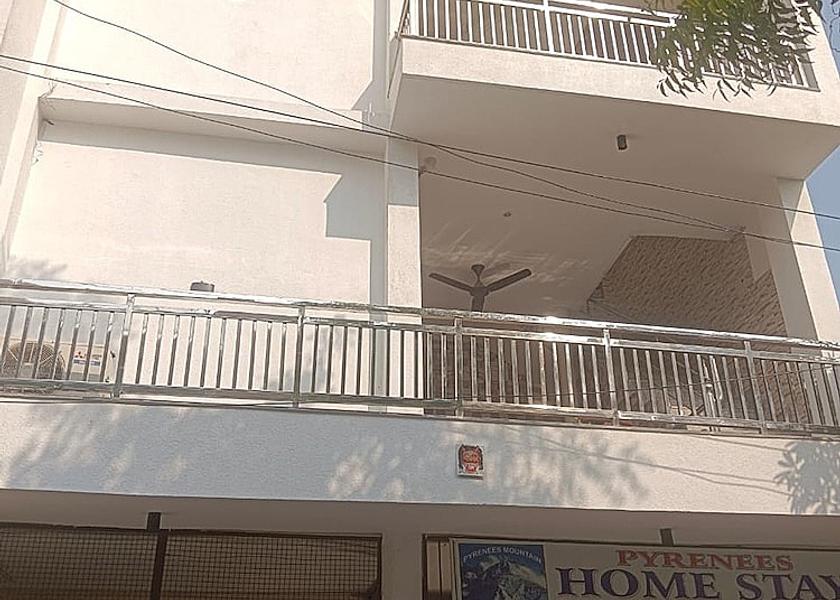 Uttar Pradesh Agra Front of property
